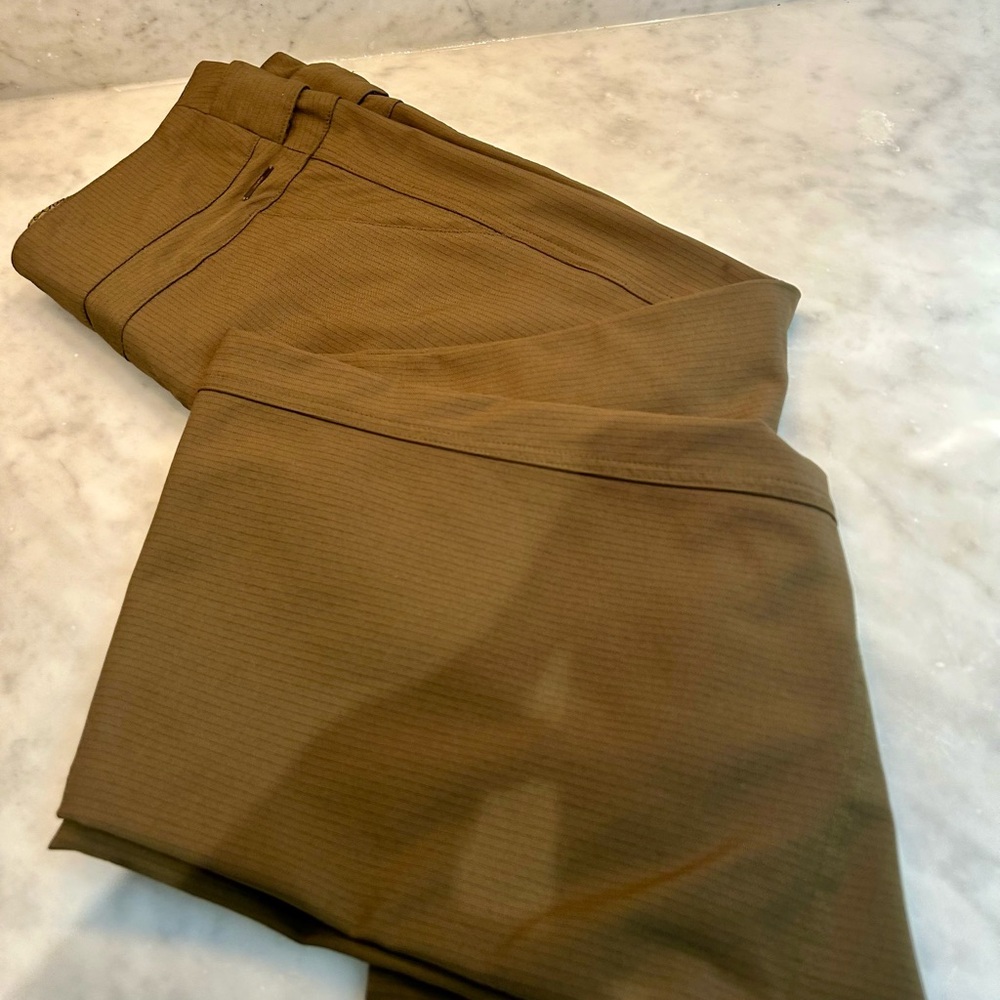 lululemon athletica Khaki Fall/Winter Pants Size 8